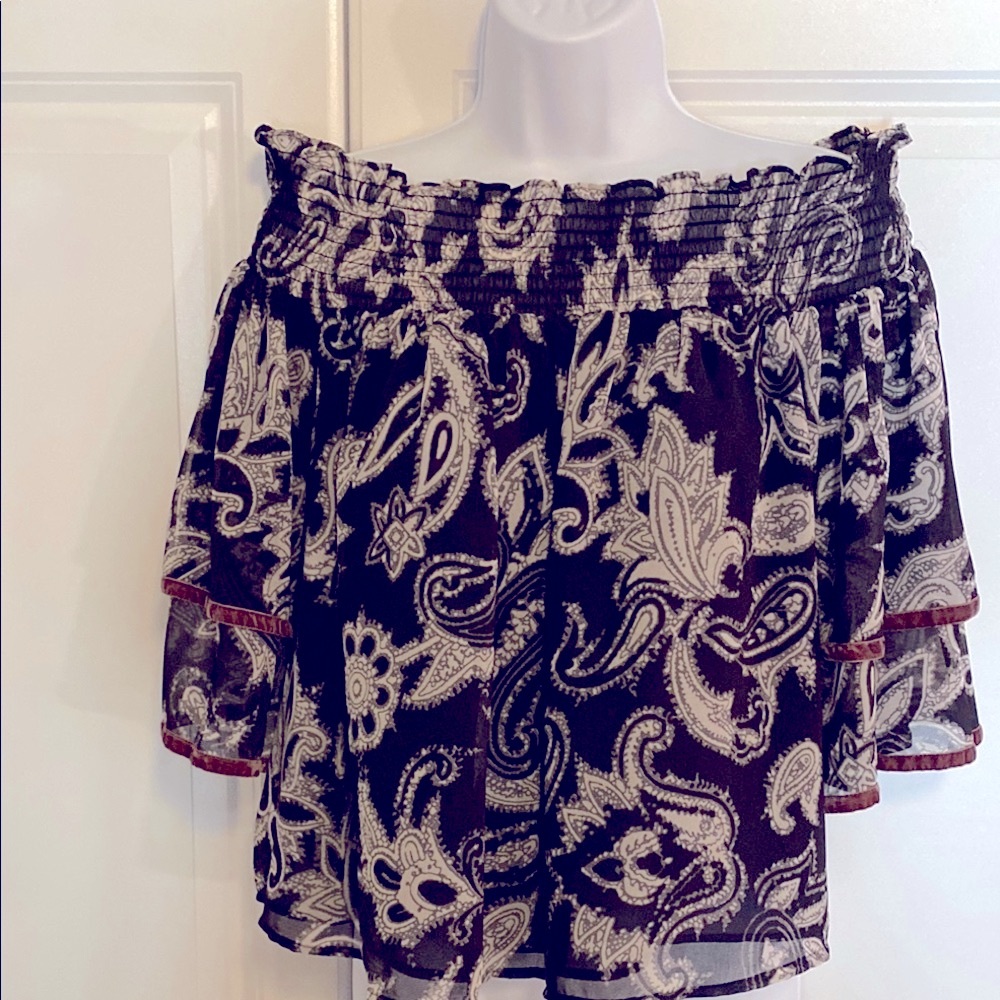 LOFT Black and White Paisley Ruffled Blouse